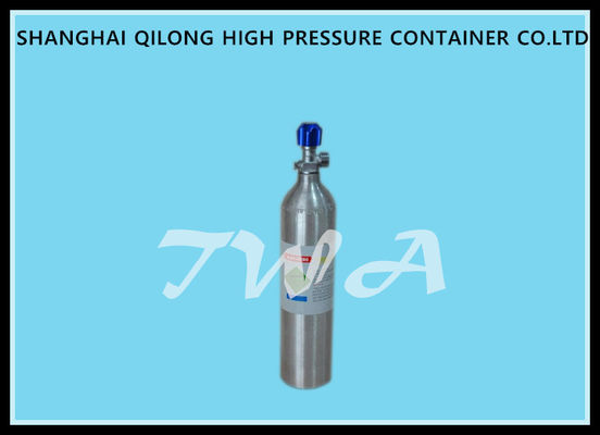 Porcellana PUNTEGGI la bombola a gas ad alta pressione della sicurezza della bombola a gas della lega di alluminio 1.08L per la bevanda di CO2 di uso fornitore